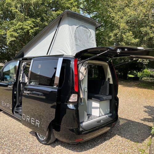 2006 Nissan Serena 2.0 Petrol Automatic Camper Van 2 Berth Rare and Beautiful!