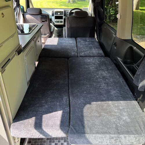 2006 Nissan Serena 2.0 Petrol Automatic Camper Van 2 Berth Rare and Beautiful!