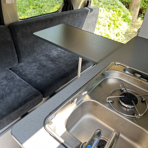 2006 Nissan Serena 2.0 Petrol Automatic Camper Van 2 Berth Rare and Beautiful!