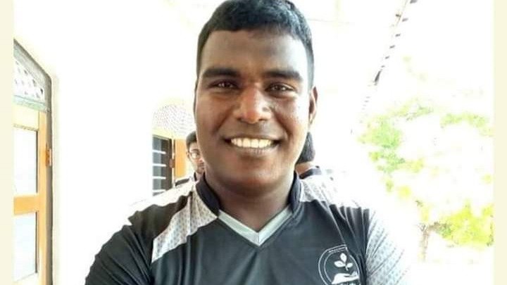 சிறந்த இரத்ததான முகாம் ஒழுங்கமைப்பாளர்,  குருதிக்கொடையாளர் விருது