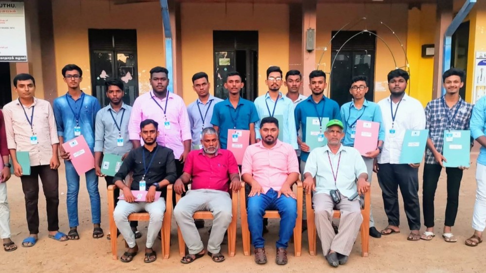 சான்றிதழ், அடையாள அட்டை வழங்கும் நிகழ்வு