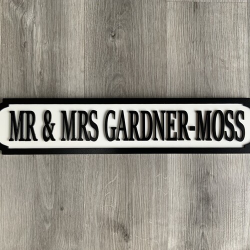Contemporary Mr & Mrs Wedding Street Sign – 3D Wooden Plaque