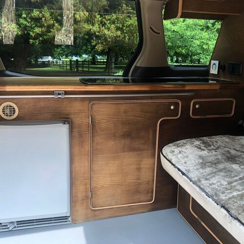 2005 Toyota Alphard 2.4 Petrol Automatic Camper Van Pro Conversion