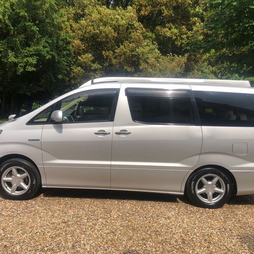 2005 Toyota Alphard 2.4 Petrol Automatic Camper Van Pro Conversion