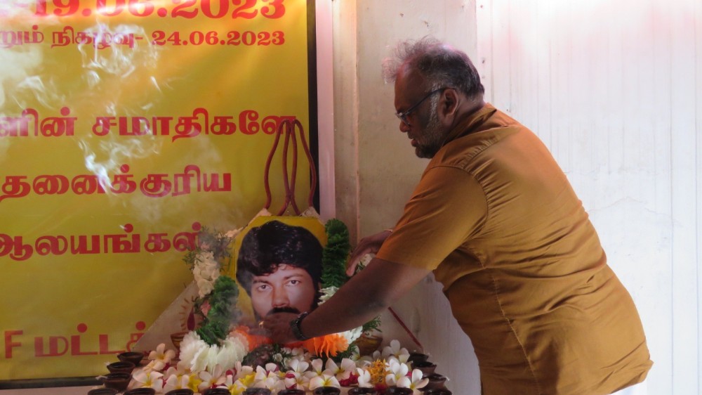 மௌன யுத்தம்