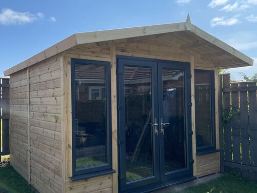 #010 10x10 Apex Summer House