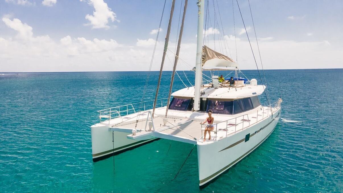 Catamaran tour from Praslin