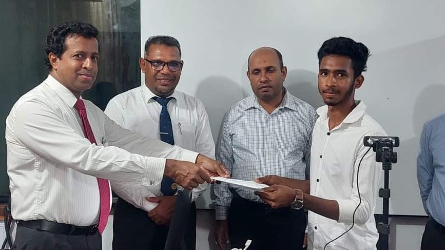 ஆட்பதிவு திணைக்கள ஆணையாளர் நாயகம் வருகை