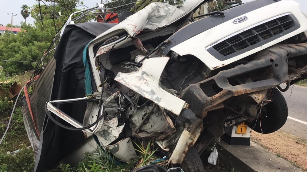 கோர விபத்து