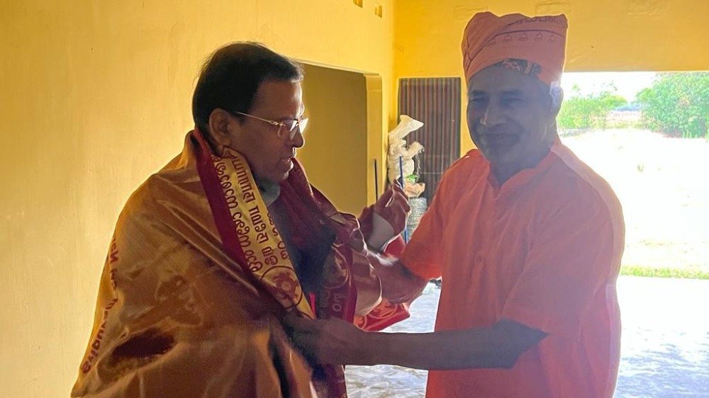 மத நல்லிணக்கத்தோடு வாழ்ந்த இந்துக்களும், பௌத்தர்களும்