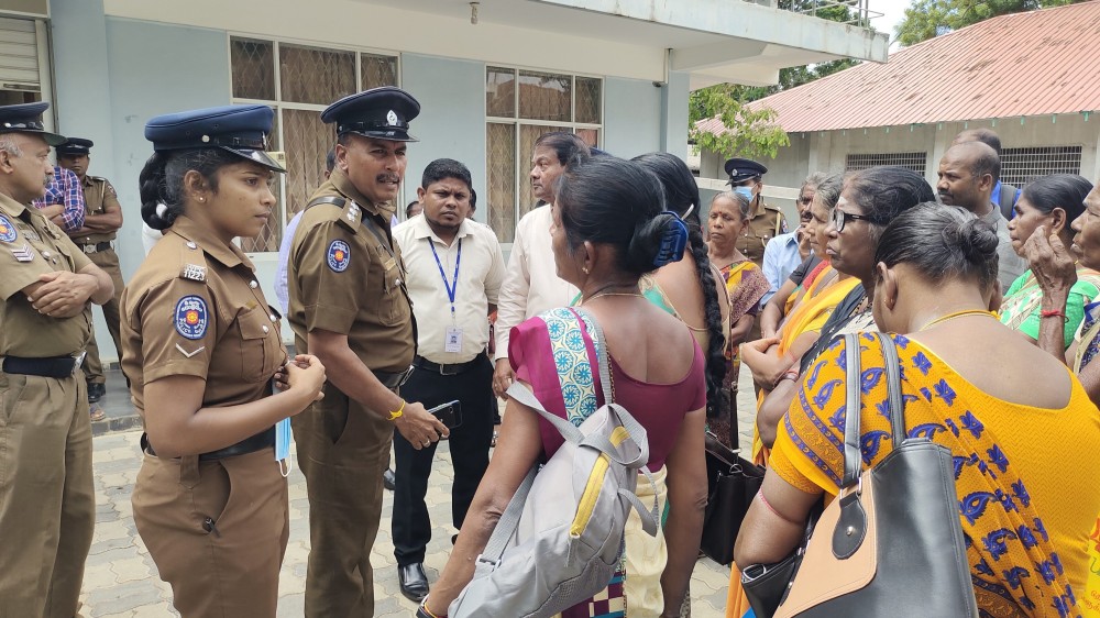 வலிந்து காணாமல் ஆக்கப்பட்டோரின் உறவுகள் எதிர்ப்பு