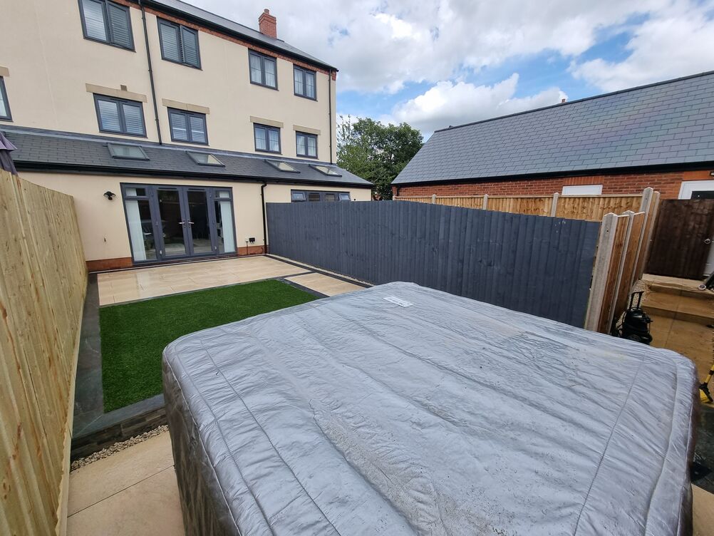Gallery | Hd Landscaping | Landscape Gardening | Garden Maintenance Leighton Buzzard | Garden Design Bedfordshire
