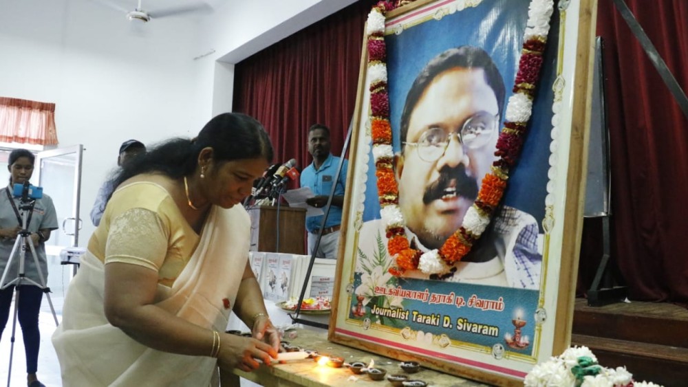 படு கேவலமான அரசியல் நிலையில் தமிழர் முன்னாள் எம்.பி. ஆவேசம்!