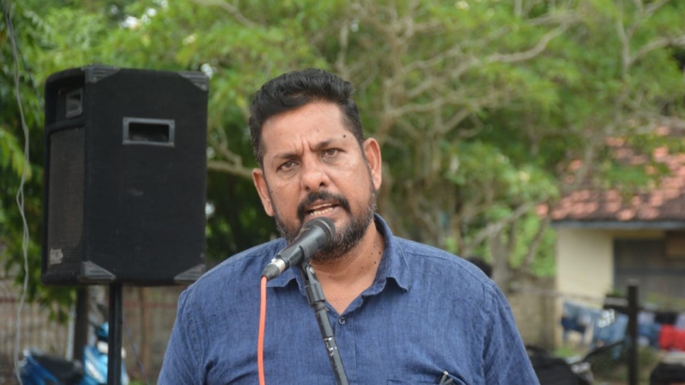 நாட்டின் முதுகெலும்பு ஊடகமே