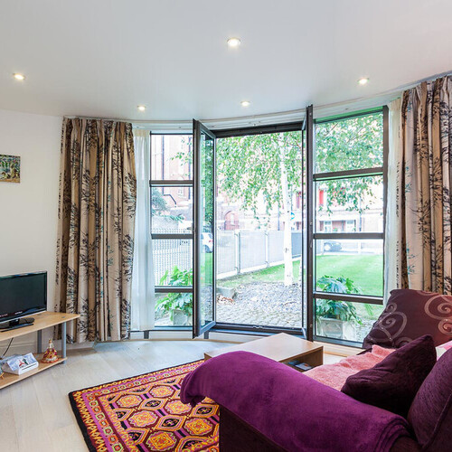 Montaigne Close, London, SW1P 4