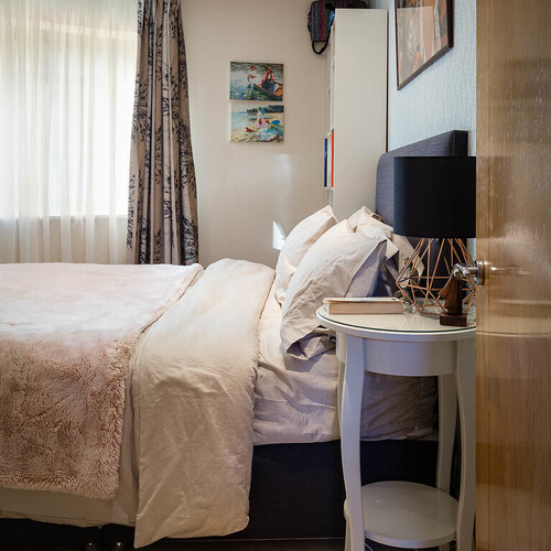 Montaigne Close, London, SW1P 4