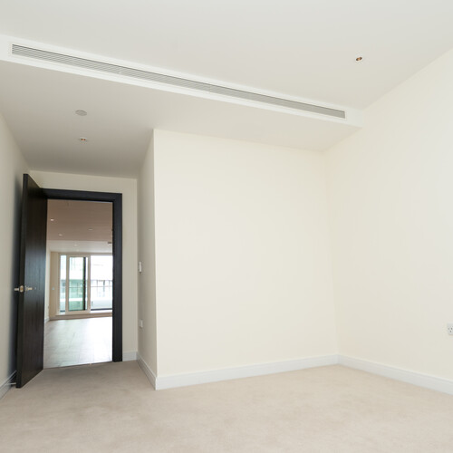 Sopwith Way, London, SW11