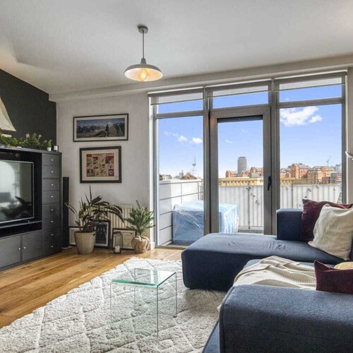 Wandsworth Bridge Road, London, SW6