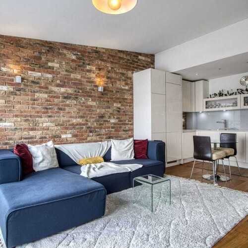 Wandsworth Bridge Road, London, SW6