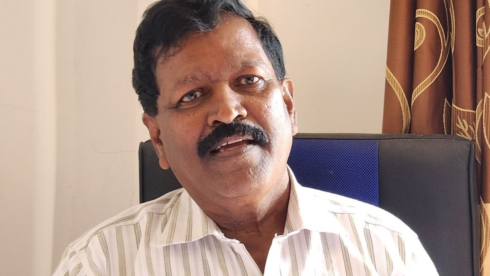 மனிதப் புதைகுழியினுள் காணாமல் போனோரின் சான்றுகளா?  போராட்டத்துக்கு வலுச் சேர அறைகூவும் ரவிகரன்