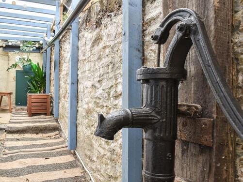 Gallery | Vale Cottage Croyde | Surf holiday cottage Croyde | Dog friendly holiday cottage Devon | Luxury holiday cottage Croyde