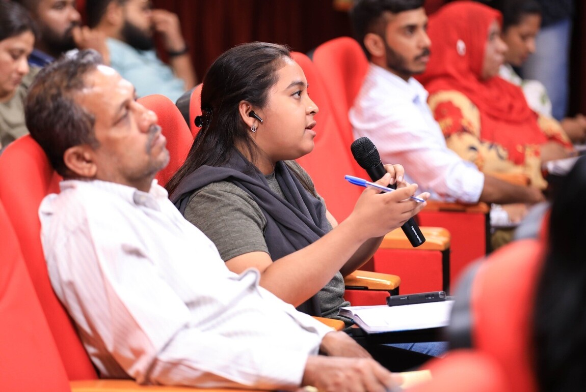 பொருளாதாரத்தைக் கட்டியெழுப்பும் சுற்றுலாத்துறை