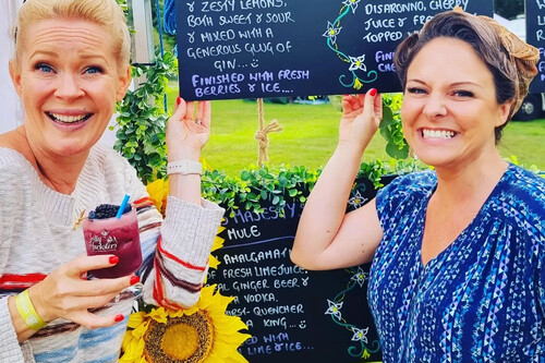 Gallery | Jolly Hucksters Mobile Bar Company | mobile bar Hertfordshire/mobile bar Buckinghamshire/mobile bar Hertfordshire/Wedding bar Buckinghamshire | wedding bar Hertfordshire | Real ale events bar /corporate events Hertfordshire/party bars Buckinghamshire/charity event bars