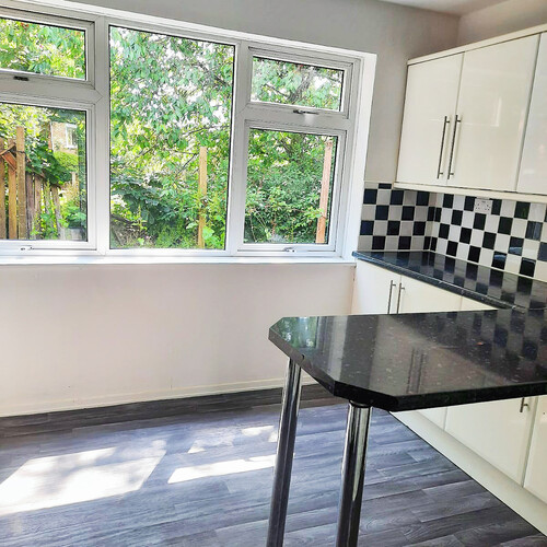 2 double rooms in shared house For Rent