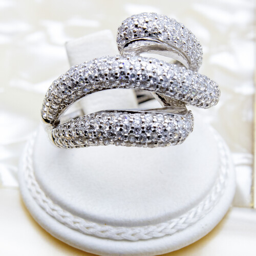 Silver Ring with Zirconia Gem Stones