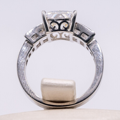 Tycoon cut zirconia gem stone set on 925 sterling silver ring