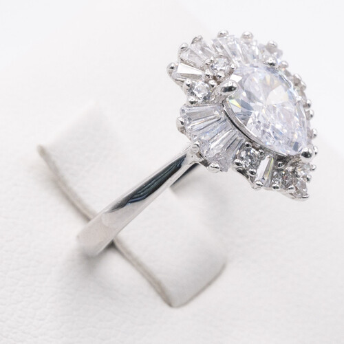 925 Sterling Silver Ring Plated in Rhodium