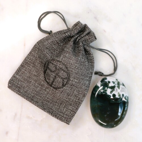 Green Moss Agate Palm Stone