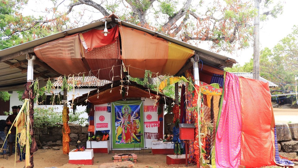 மலைநீலியம்மன் ஆலயத்தின் காணிகளை விடுவிக்கவேண்டும்