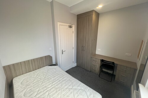 14 Quarry Mount Street