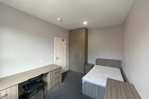 14 Quarry Mount Street