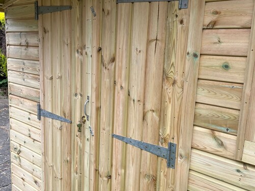 #A032 18x8 Apex Shed/Log Store