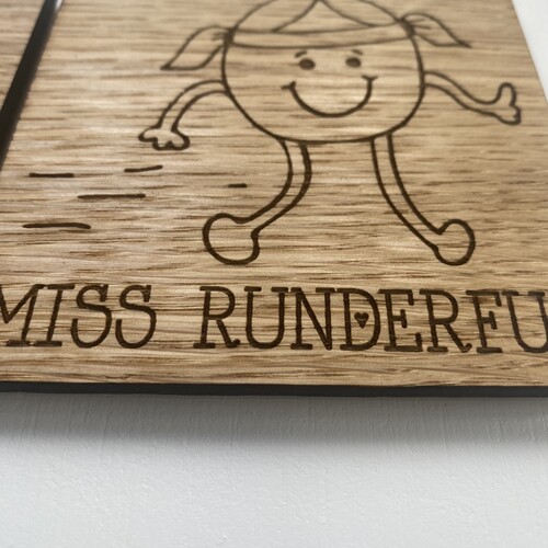 Miss/Mr Runderful Oak Coaster