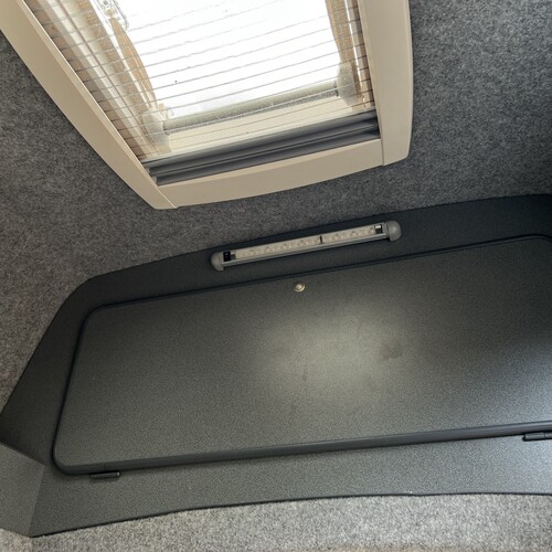 Toyota Granvia POPLAR Motors Camper Van 2 Berth Pro Conversion 3.0TD Automatic