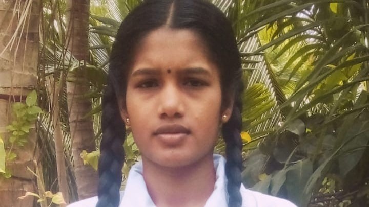 மாணவி தேனுஜா நவரத்தினராசா முல்லைத்தீவில் முதலிடம்!