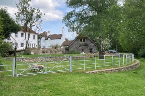 Estate Dig In Gates to match 900mm high panels