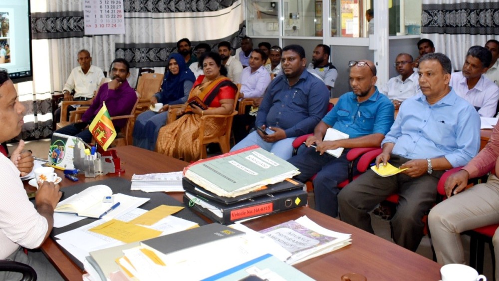 கல்முனை மாநகர பாடசாலைகளில் திண்மக்கழிவகற்றல் சேவையை மேம்படுத்த நடவடிக்கை