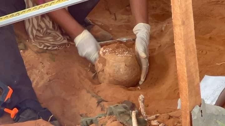 கொக்குத்தொடுவாய் புதைகுழி இதுவரை 19 எலும்புக் கூடுகள் மீட்பு