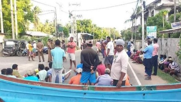 திருமலை மீனவர்கள் போராட்டம்