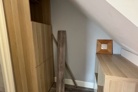 The Crescent, Hyde Park