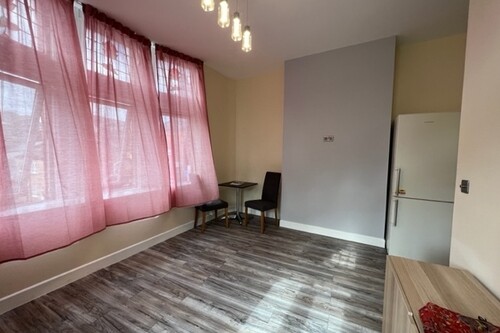 The Crescent, Hyde Park