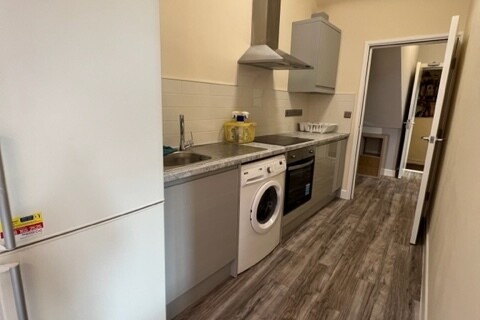 The Crescent, Hyde Park