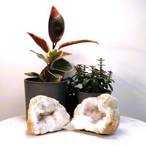 Quartz Geode Caves (2 halves)