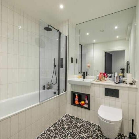 Kilburn Park Road, London, NW6