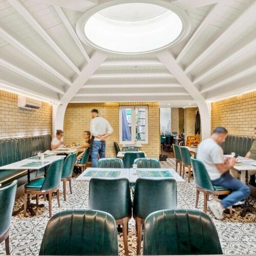 Earls Court Road, London, SW5