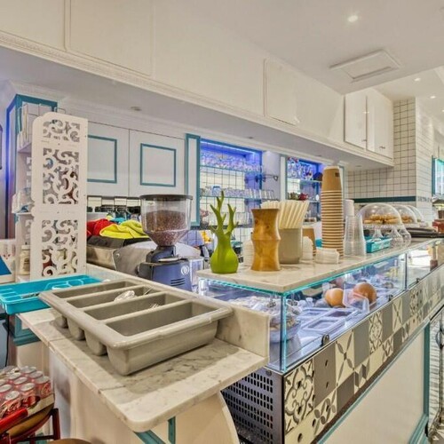 Earls Court Road, London, SW5